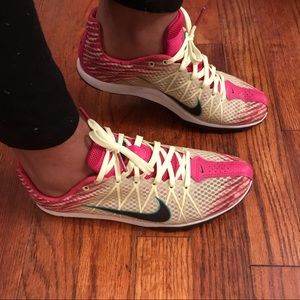 🚨 Nike Cleat/Running Sneakers 🚨